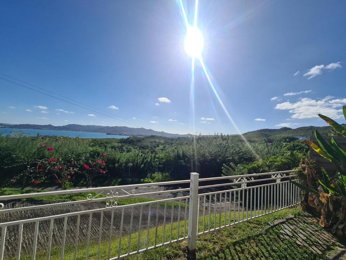 Villa Avec Vue T2 A T5 Duo De La Baie Le Robert Luaran gambar